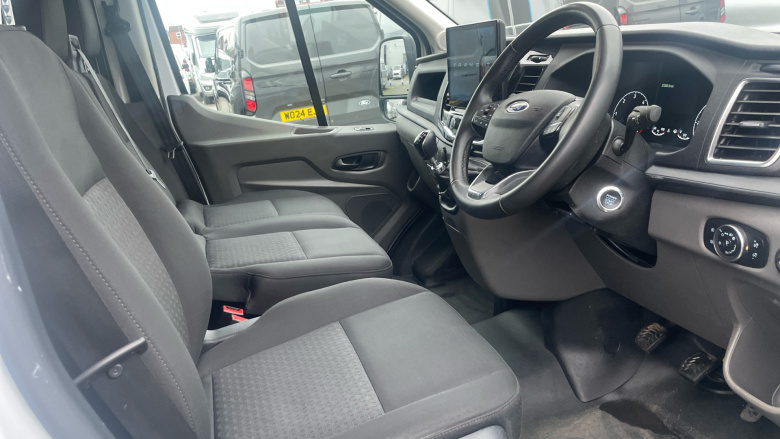 Ford Transit 350 L3 Diesel Fwd 2.0 EcoBlue 130ps H2 Trend Double Cab Van